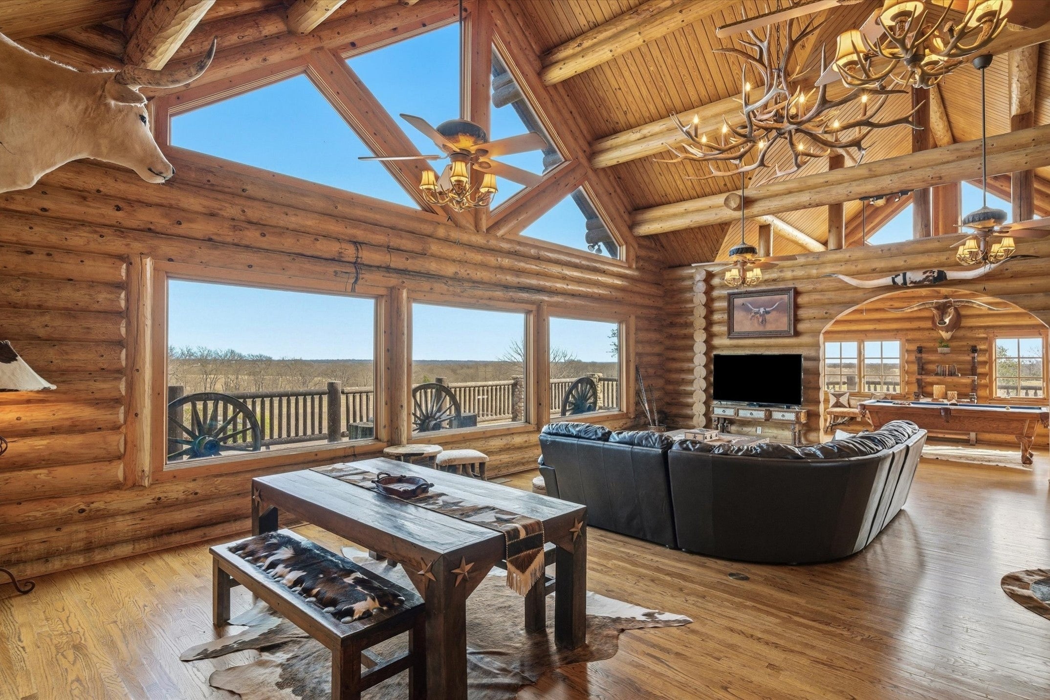 Palmer, Texas, 75152, United States, 6 Bedrooms Bedrooms, ,5 BathroomsBathrooms,Residential,Active,2010532