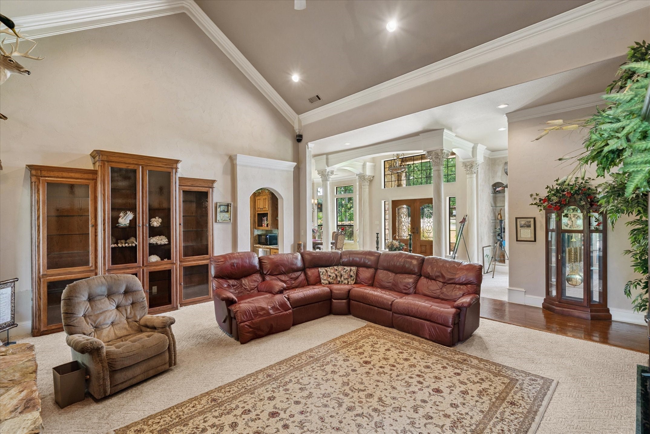 Mabank, Texas, 75156, United States, 5 Bedrooms Bedrooms, ,6 BathroomsBathrooms,Residential,Active,1894194