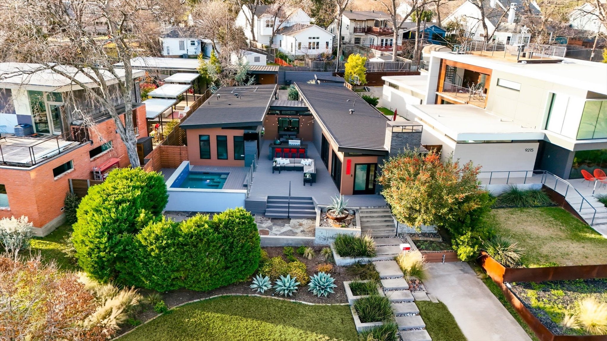 Dallas, Texas, 75218, United States, 3 Bedrooms Bedrooms, ,2 BathroomsBathrooms,Residential,Active,2010190