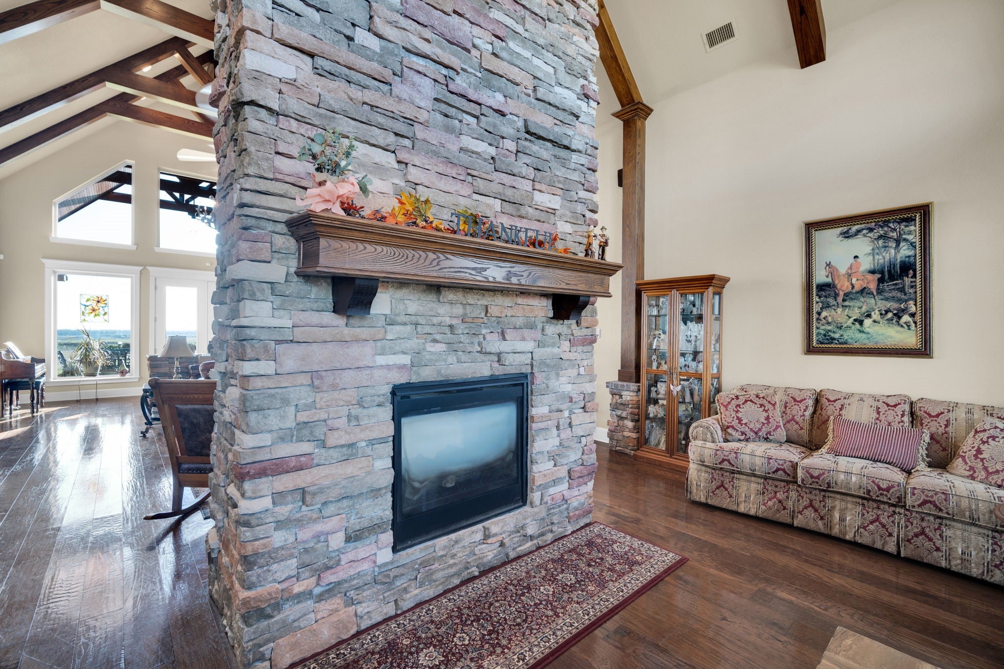 Waxahachie, Texas, 75165, United States, 3 Bedrooms Bedrooms, ,3 BathroomsBathrooms,Residential,Active,2001358