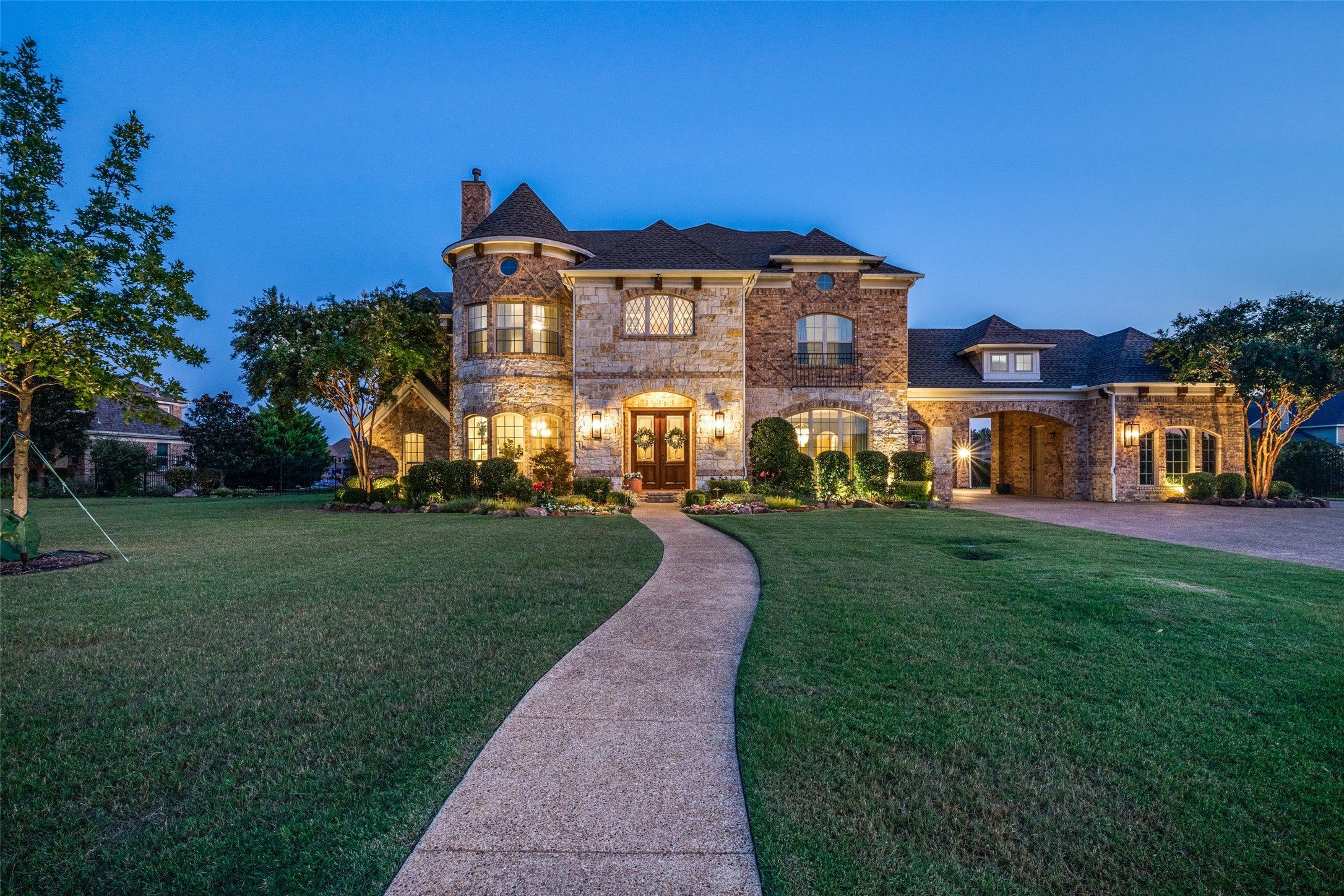 Allen, Texas, 75002, United States, 6 Bedrooms Bedrooms, ,6 BathroomsBathrooms,Residential,Active,1929680