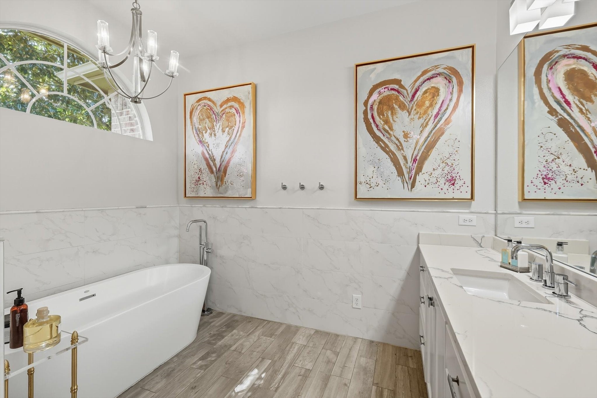 Flower Mound, Texas, 75028, United States, 4 Bedrooms Bedrooms, ,4 BathroomsBathrooms,Residential,Active,1951804