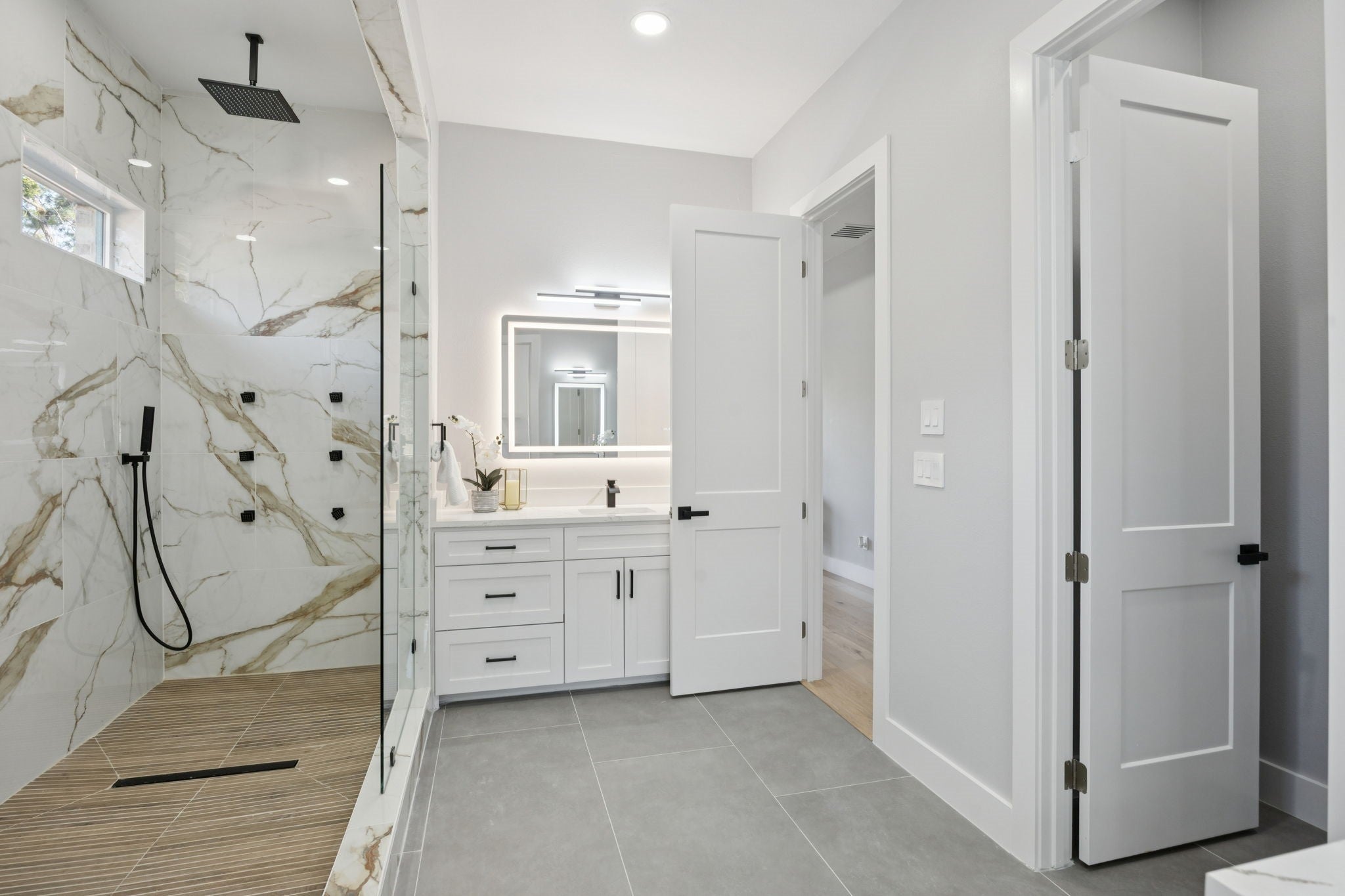 Cedar Hill, Texas, 75104, United States, 4 Bedrooms Bedrooms, ,5 BathroomsBathrooms,Residential,Active,1993947