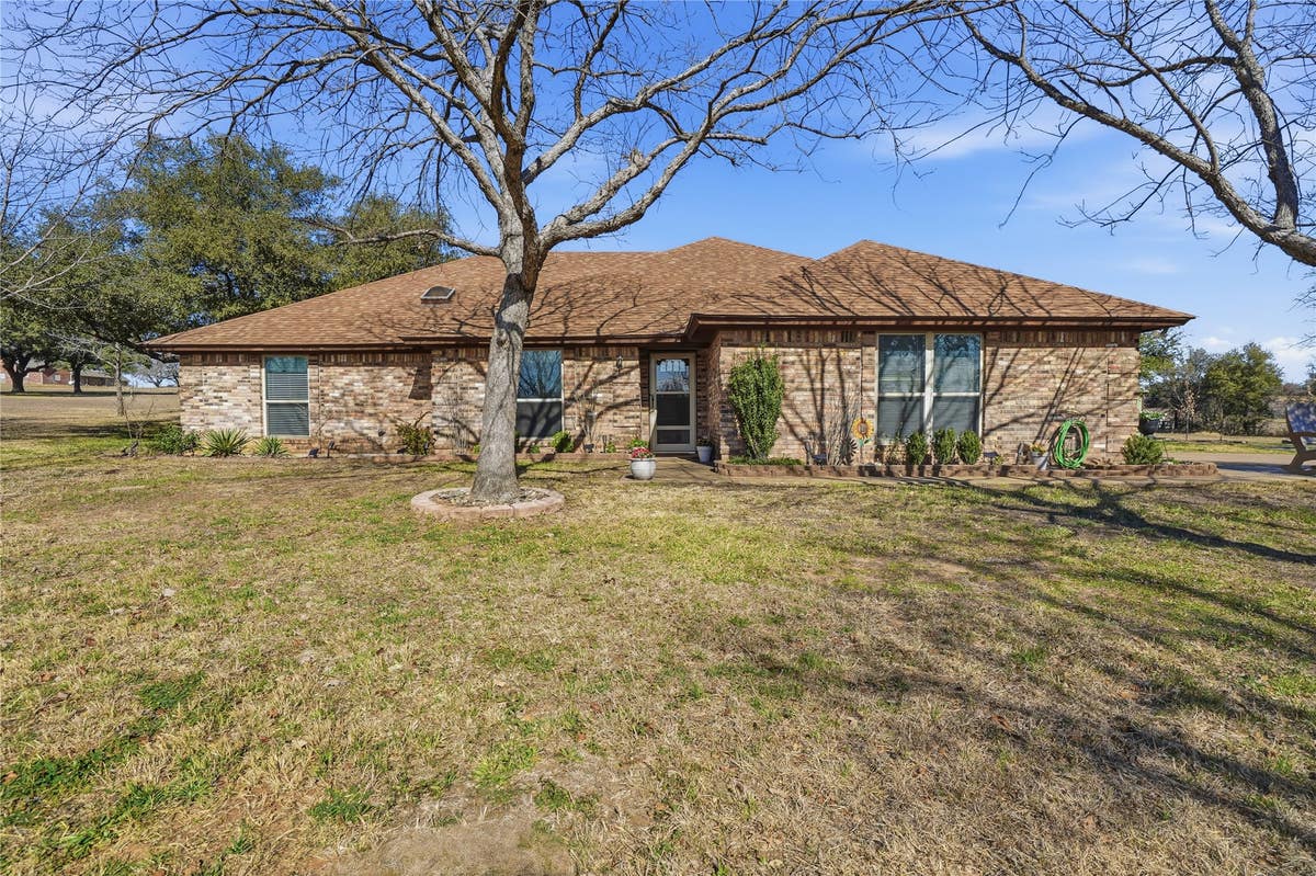 215 Younger Ranch Rd