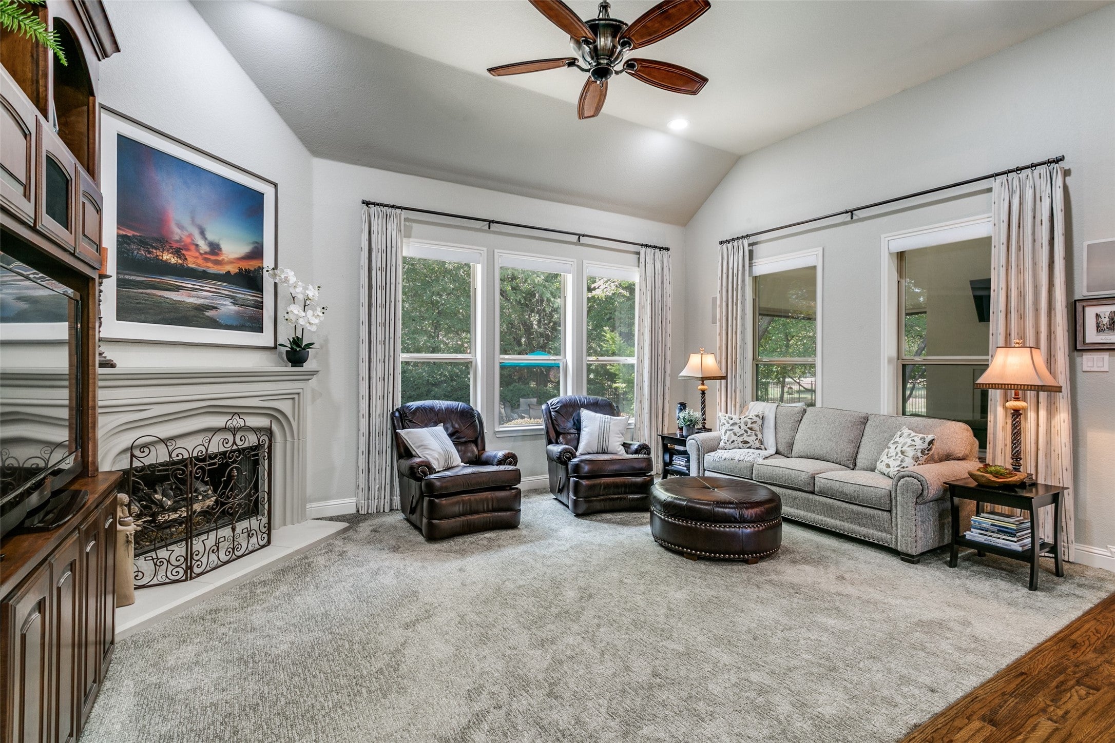 Southlake, Texas, 76092, United States, 4 Bedrooms Bedrooms, ,5 BathroomsBathrooms,Residential,Active,1963281