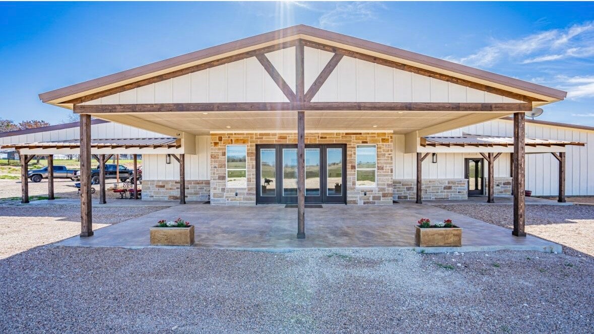 Tolar, Texas, 76476, United States, 5 Bedrooms Bedrooms, ,7 BathroomsBathrooms,Residential,Active,1993962 Tolar, Texas, 76476, United States, 5 Bedrooms Bedrooms, ,7 BathroomsBathrooms,Residential,Active,1993962