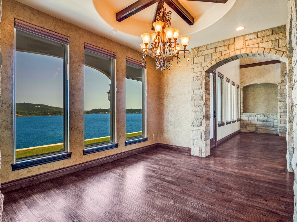 Graham, Texas, 76450, United States, 4 Bedrooms Bedrooms, ,4 BathroomsBathrooms,Residential,Active,1944034