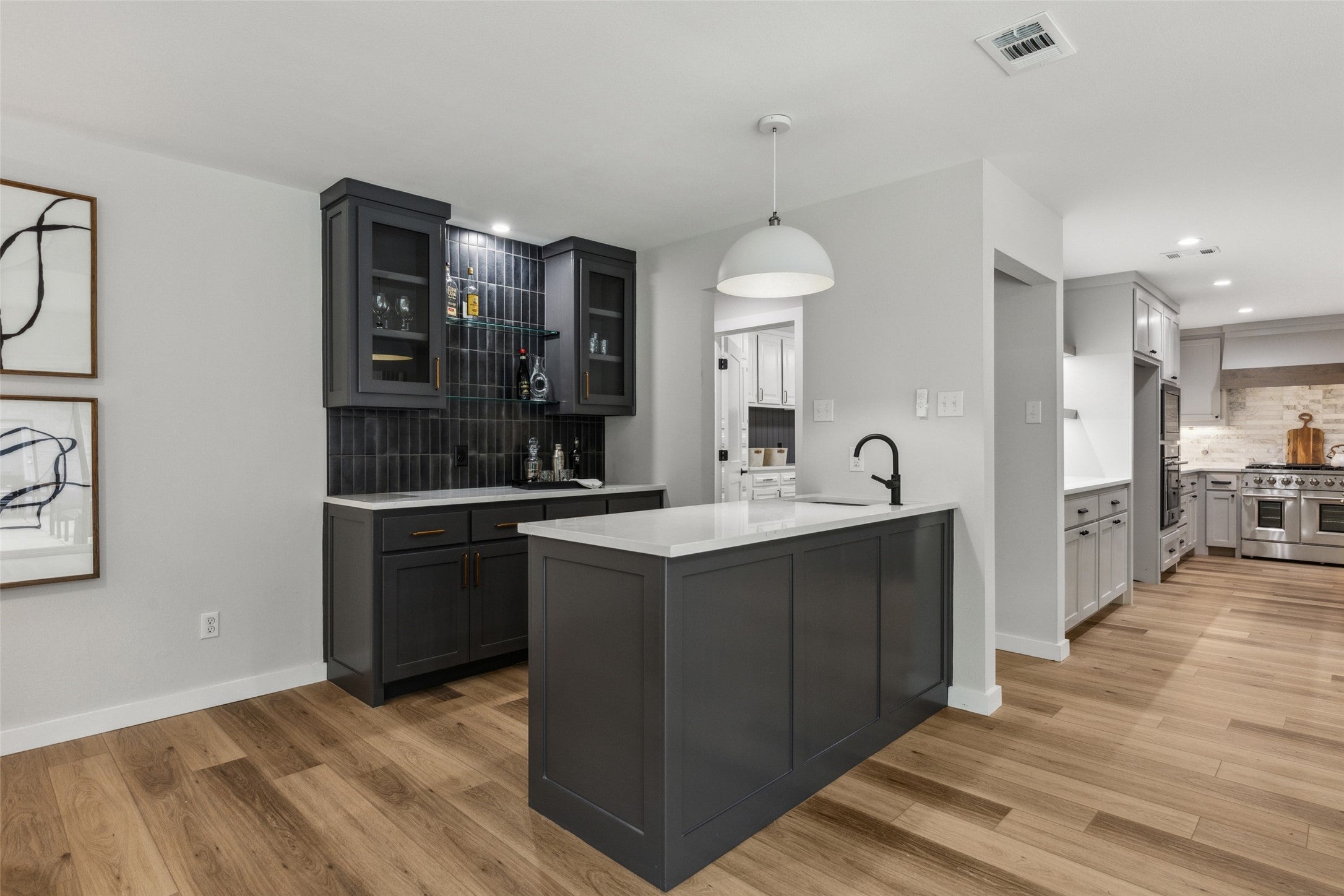 Colleyville, Texas, 76034, United States, 5 Bedrooms Bedrooms, ,4 BathroomsBathrooms,Residential,Active,1832302