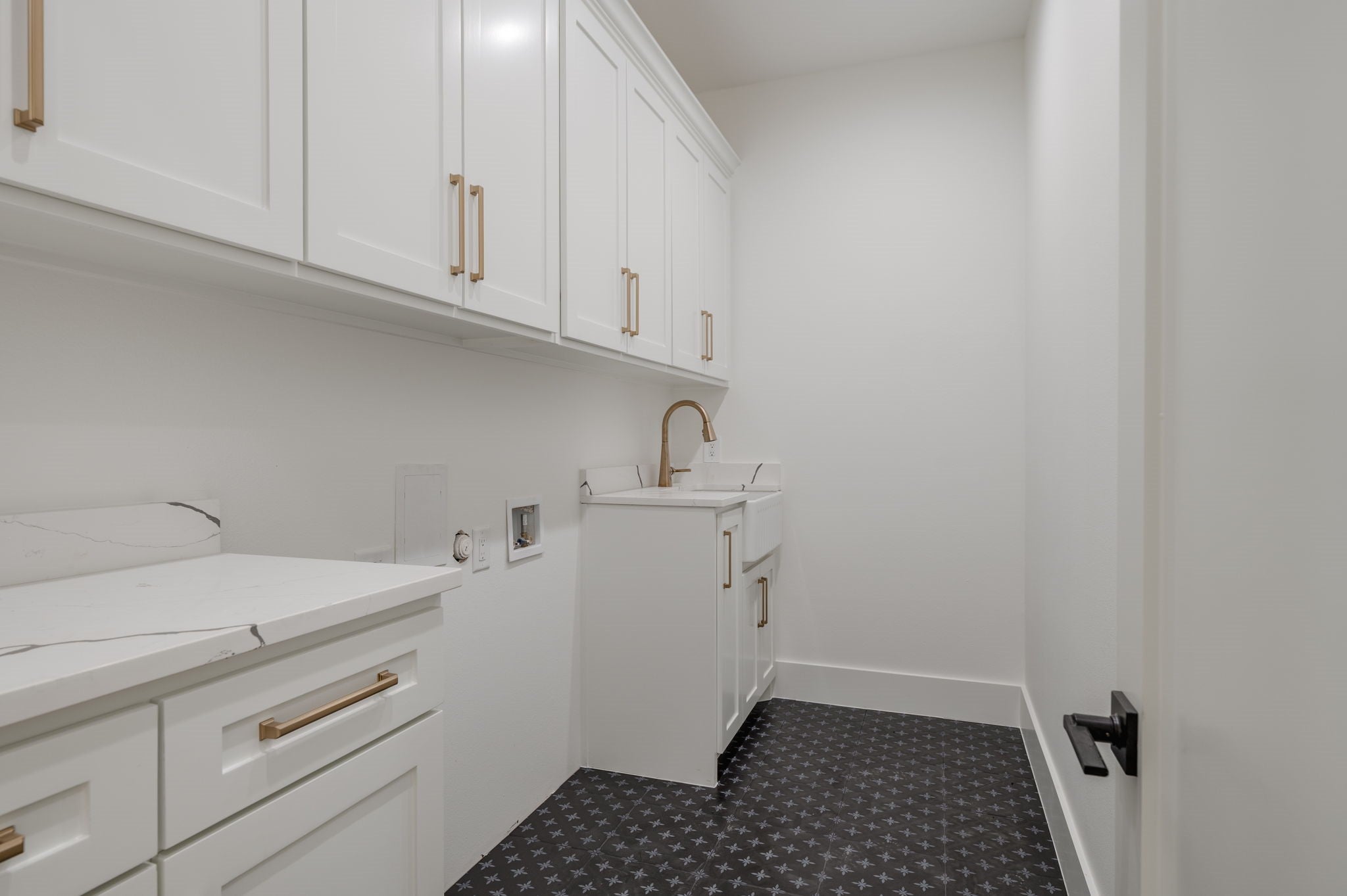 Dallas, Texas, 75209, United States, 4 Bedrooms Bedrooms, ,5 BathroomsBathrooms,Residential,Active,1942360