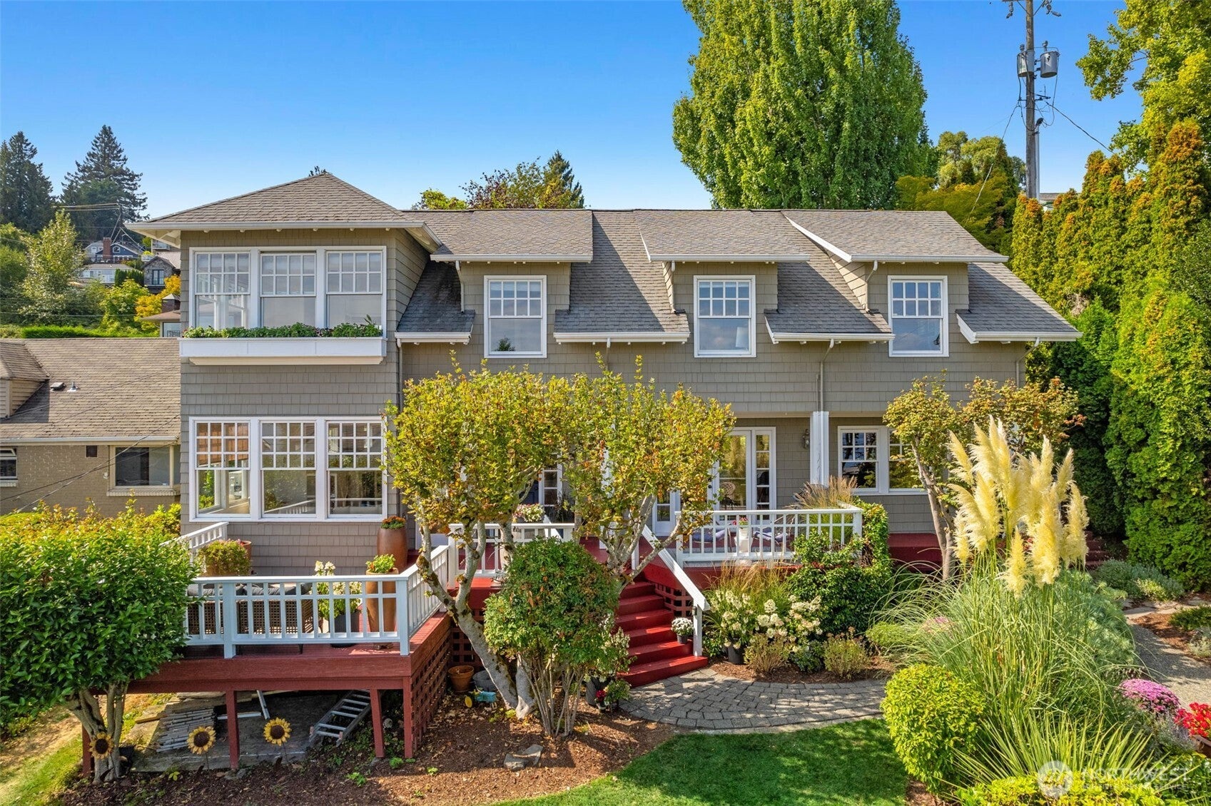 Seattle, Washington, 98144, United States, 5 Bedrooms Bedrooms, ,4 BathroomsBathrooms,Residential,Active,1988732 Seattle, Washington, 98144, United States, 5 Bedrooms Bedrooms, ,4 BathroomsBathrooms,Residential,Active,1988732