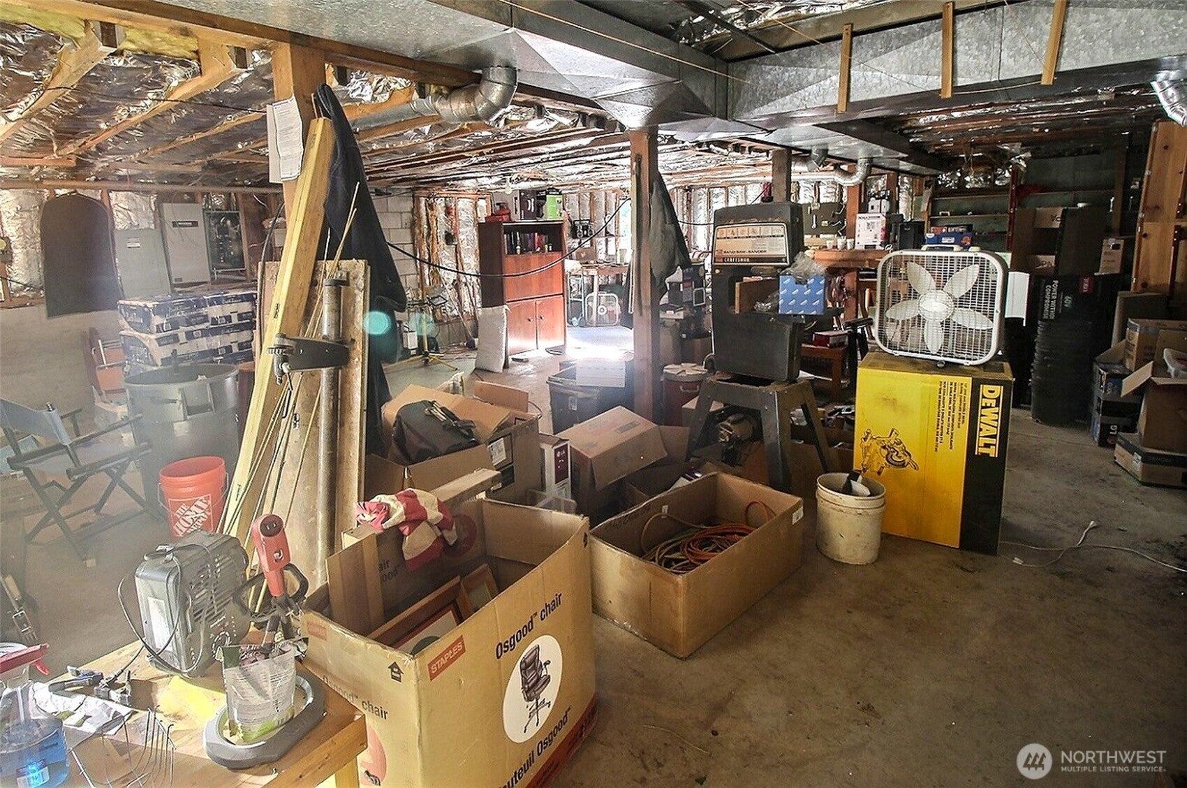 Sammamish, Washington, 98075, United States, 2 Bedrooms Bedrooms, ,2 BathroomsBathrooms,Residential,Active,1941345
