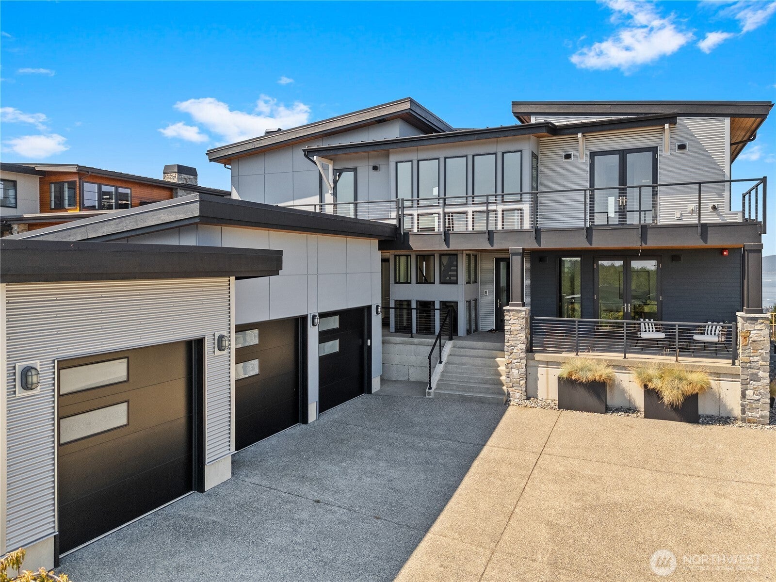 Anacortes, Washington, 98221, United States, 3 Bedrooms Bedrooms, ,3 BathroomsBathrooms,Residential,Active,1968386