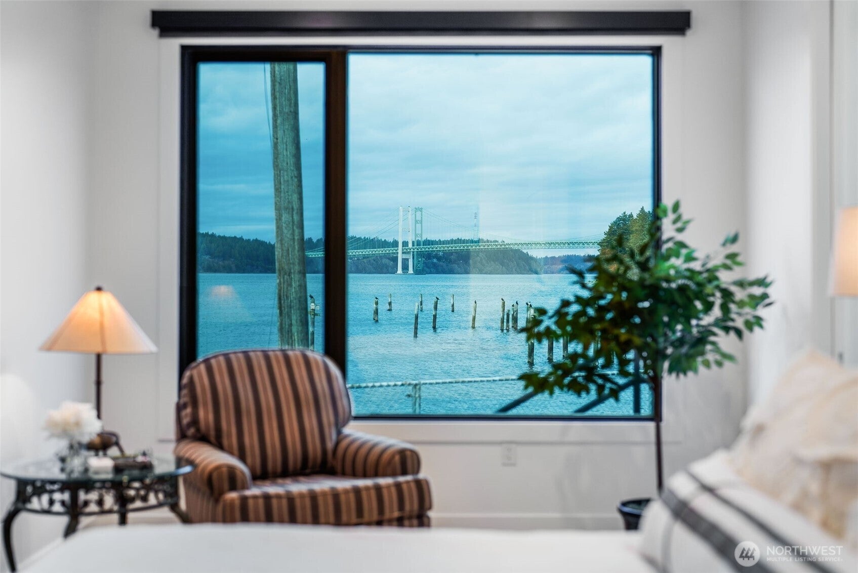 Tacoma, Washington, 98465, United States, 3 Bedrooms Bedrooms, ,4 BathroomsBathrooms,Residential,Active,1844266