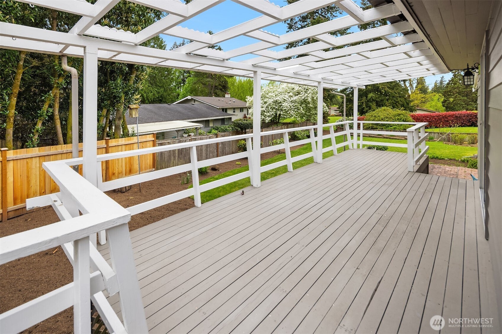 Bellevue, Washington, 98007, United States, ,3 BathroomsBathrooms,Residential,Active,1790832