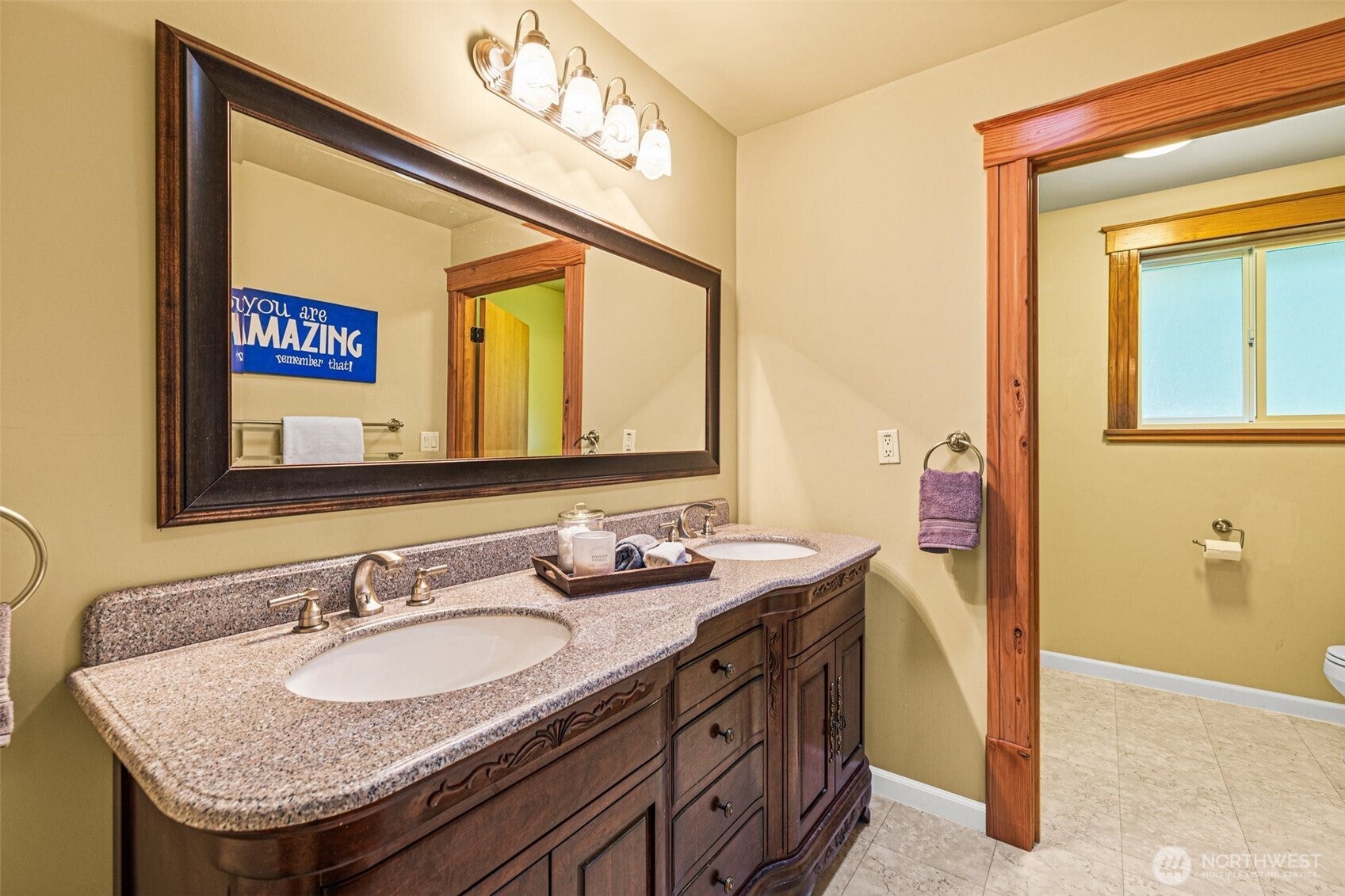 Kent, Washington, 98042, United States, 4 Bedrooms Bedrooms, ,4 BathroomsBathrooms,Residential,Active,1908132