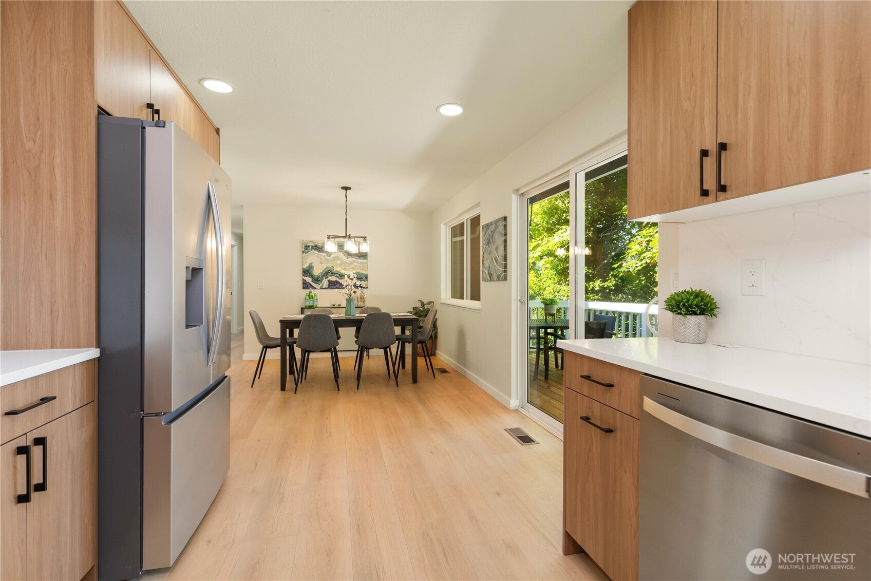 Woodinville, Washington, 98072, United States, 4 Bedrooms Bedrooms, ,3 BathroomsBathrooms,Residential,Active,1952507