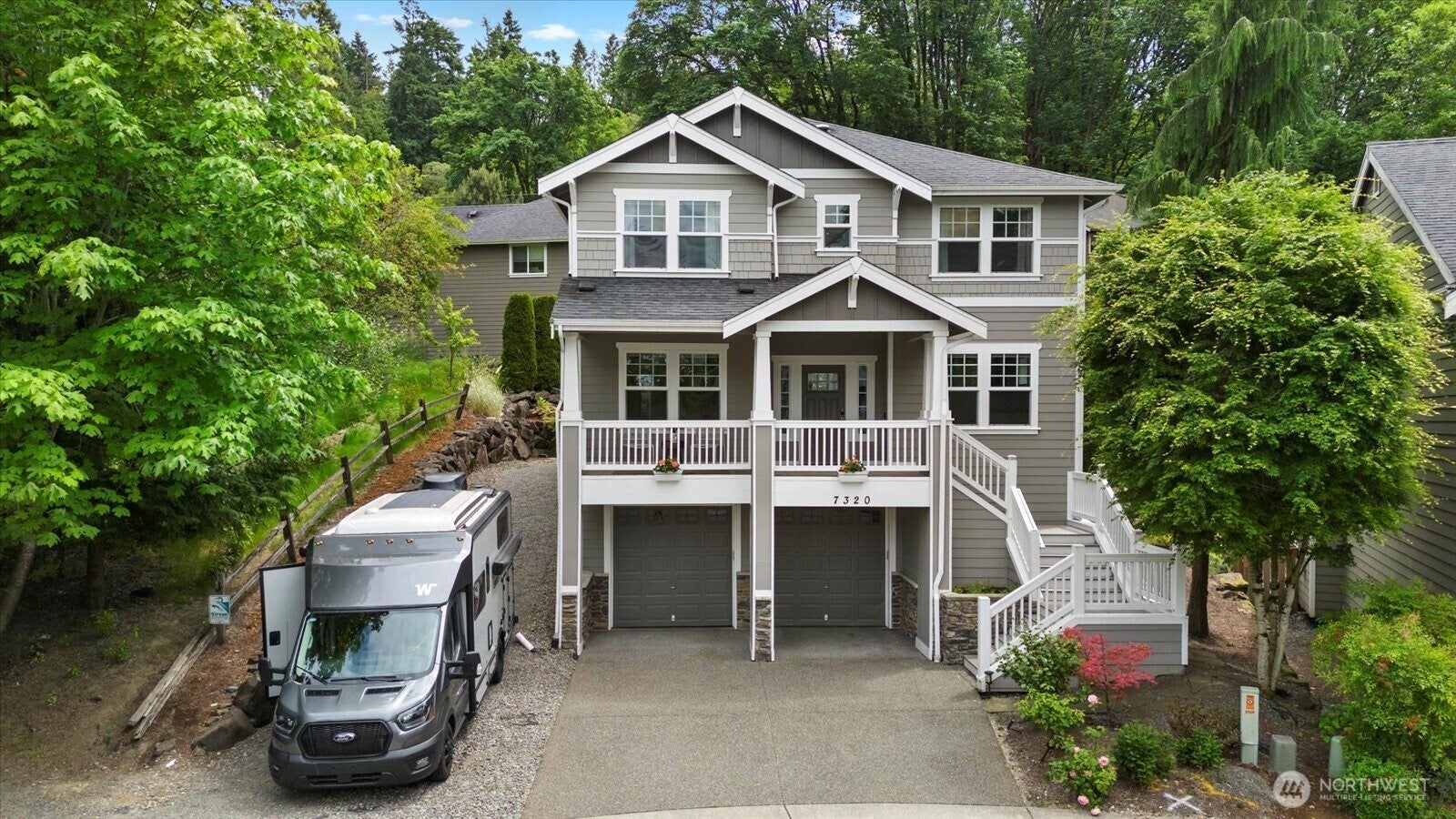 Newcastle, Washington, 98056, United States, 4 Bedrooms Bedrooms, ,3 BathroomsBathrooms,Residential,Active,1850683