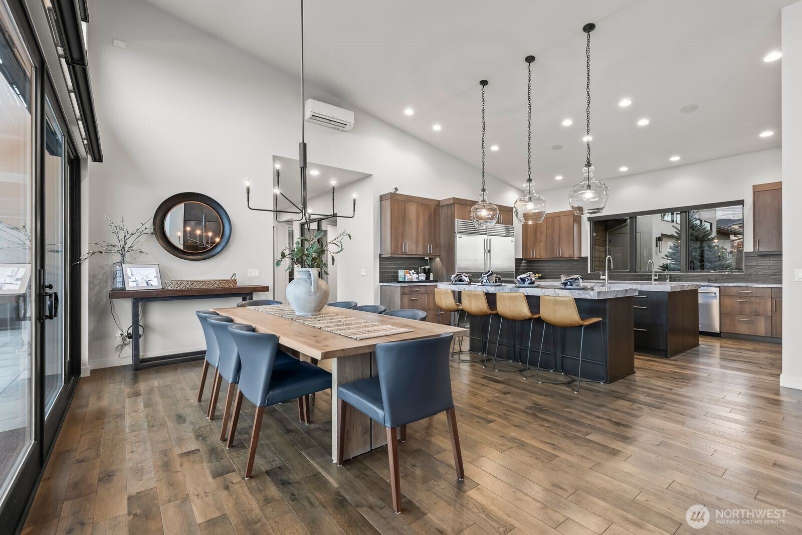 Yakima, Washington, 98908, United States, 1 Bedroom Bedrooms, ,1 BathroomBathrooms,Residential,Active,2013908