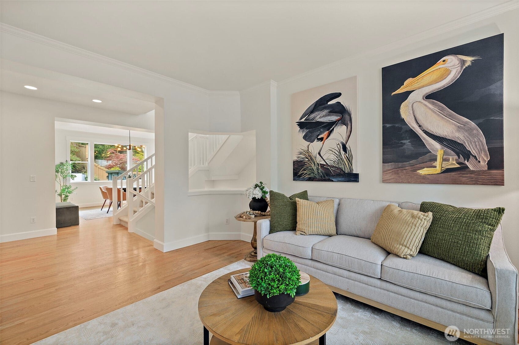 Snoqualmie, Washington, 98065, United States, 4 Bedrooms Bedrooms, ,4 BathroomsBathrooms,Residential,Pending,2009402