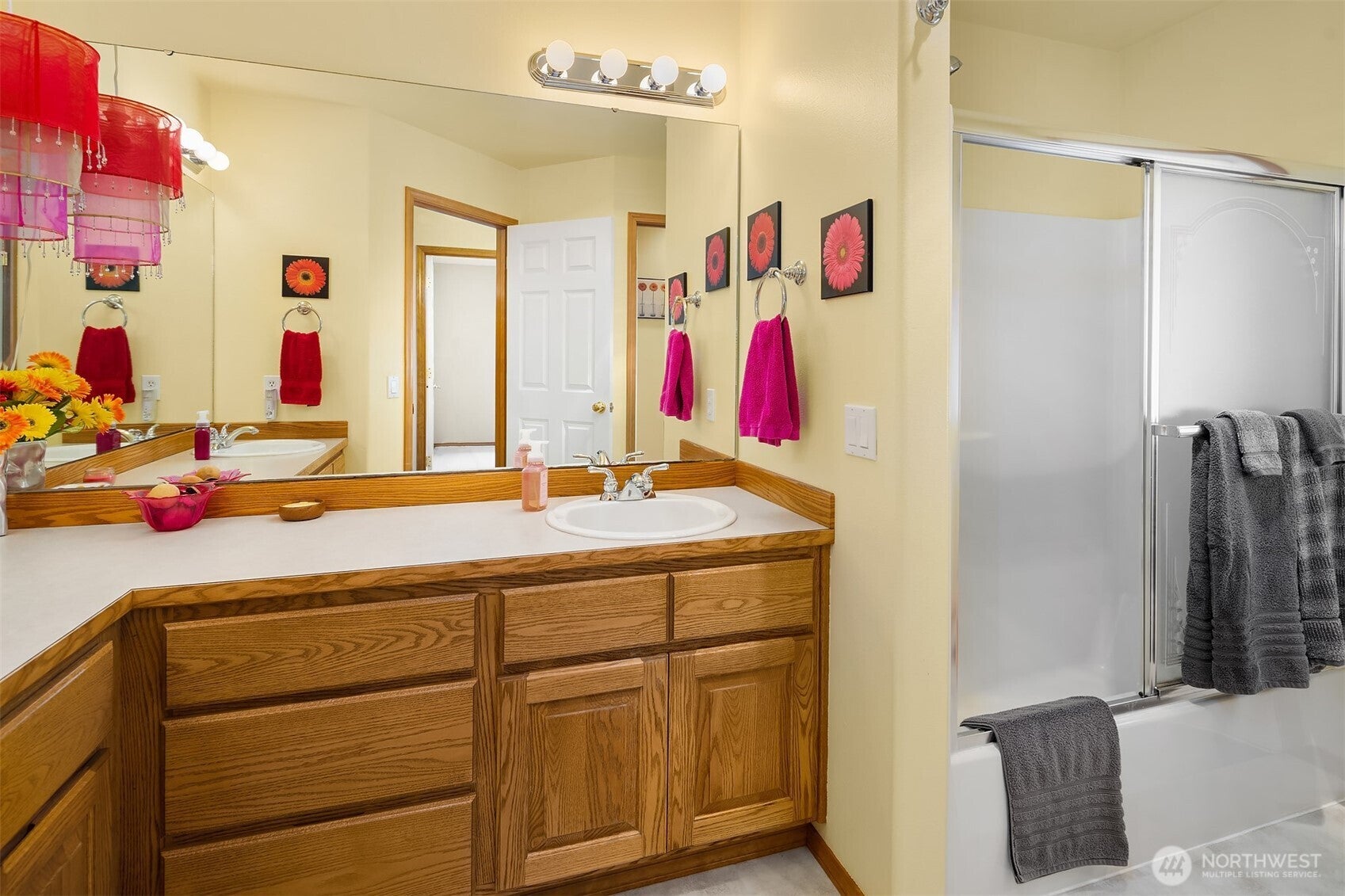 Arlington, Washington, 98223, United States, 4 Bedrooms Bedrooms, ,3 BathroomsBathrooms,Residential,Active,1945246