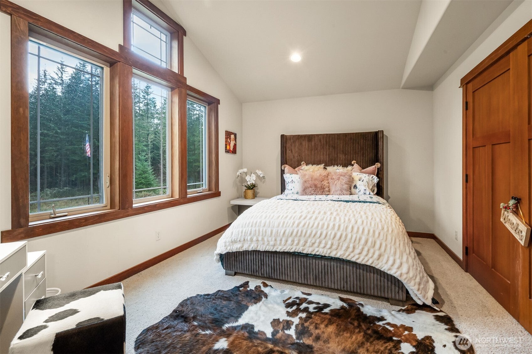 Roy, Washington, 98580, United States, 5 Bedrooms Bedrooms, ,5 BathroomsBathrooms,Residential,Contingent,2007210