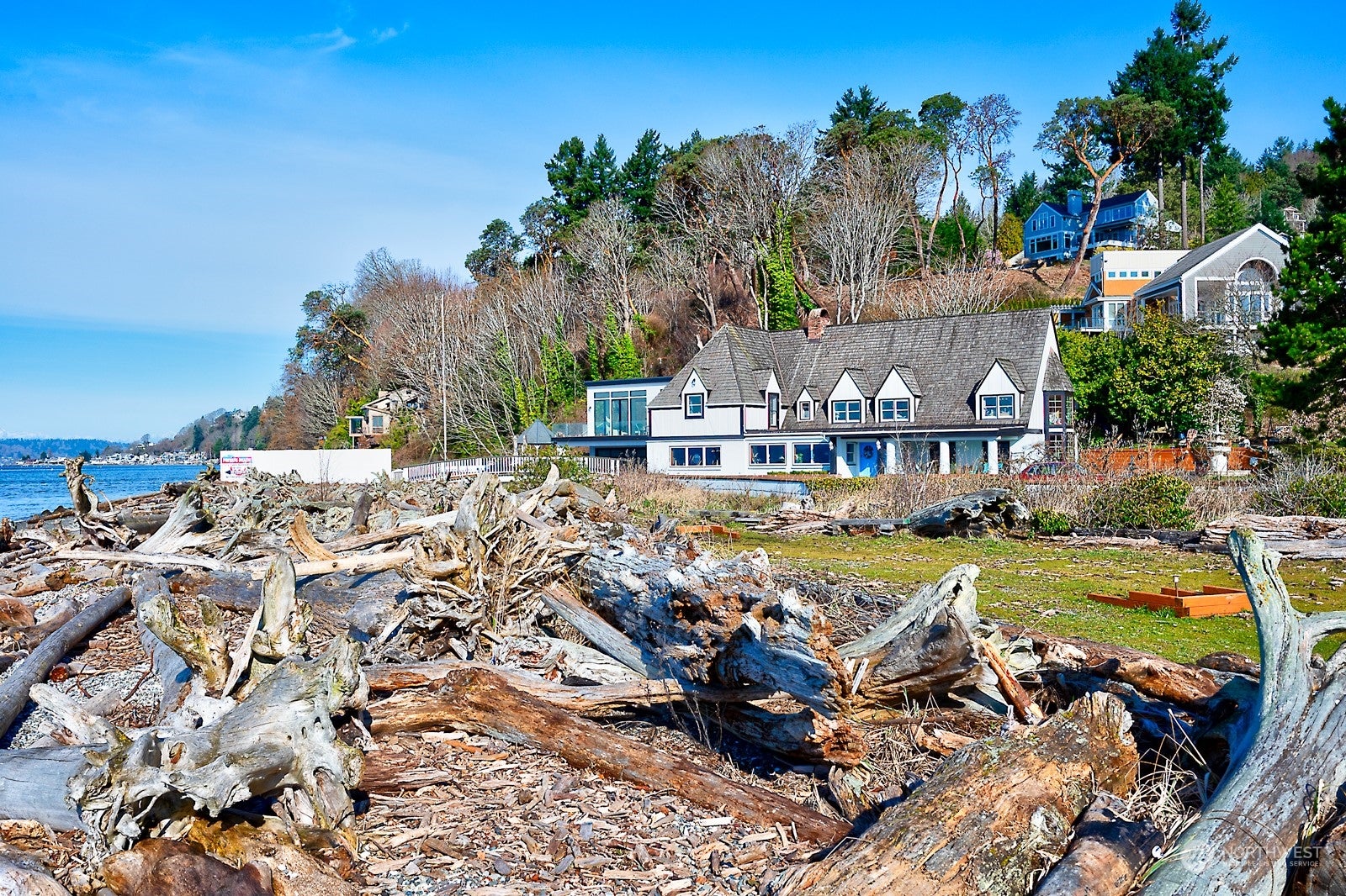 Burien, Washington, 98166, United States, ,5 BathroomsBathrooms,Residential,Pending,1702630