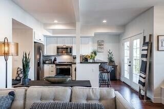 Lakewood, Washington, 98498, United States, 4 Bedrooms Bedrooms, ,4 BathroomsBathrooms,Residential,Active,1988477