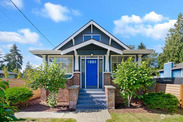 2929 39TH AVE SW, SEATTLE, WA 98116 - Image 1