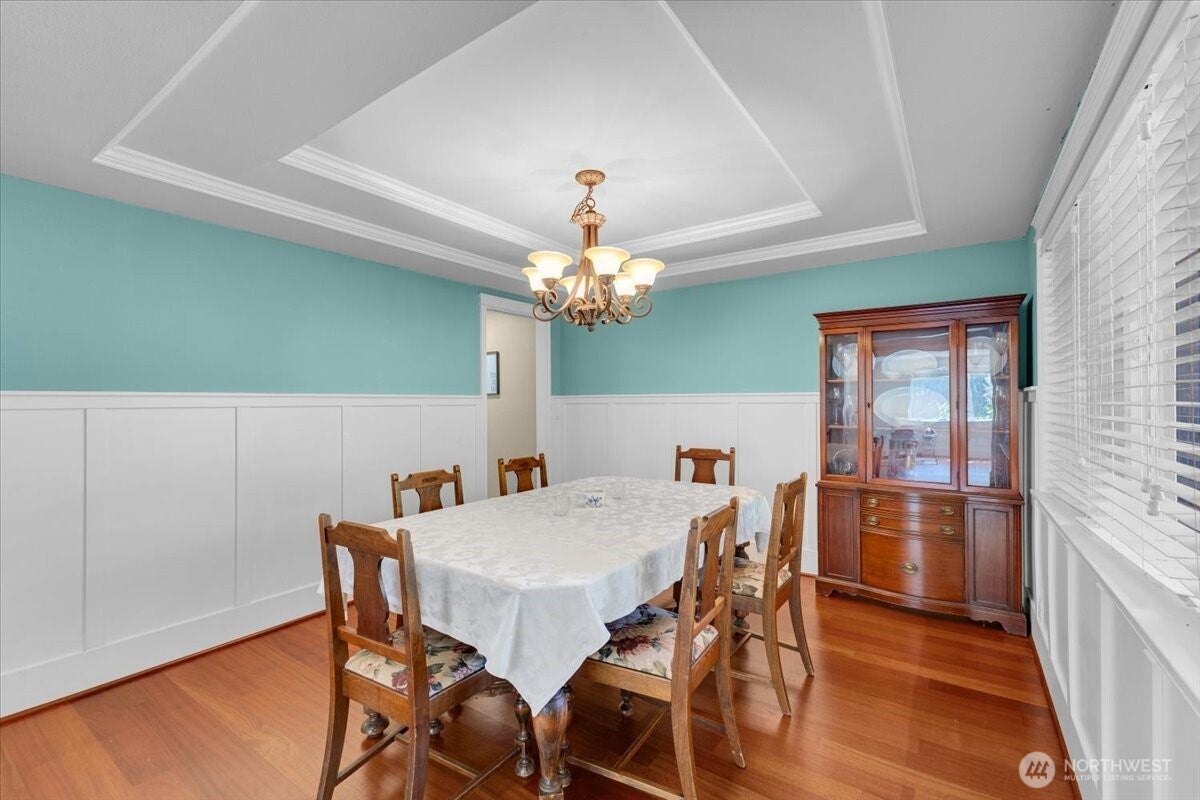 Snohomish, Washington, 98296, United States, 4 Bedrooms Bedrooms, ,4 BathroomsBathrooms,Residential,Active,1914620