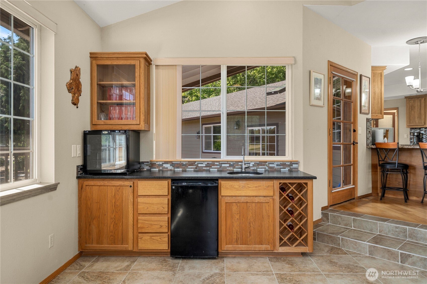 Shelton, Washington, 98584, United States, 5 Bedrooms Bedrooms, ,5 BathroomsBathrooms,Residential,Active,1877788