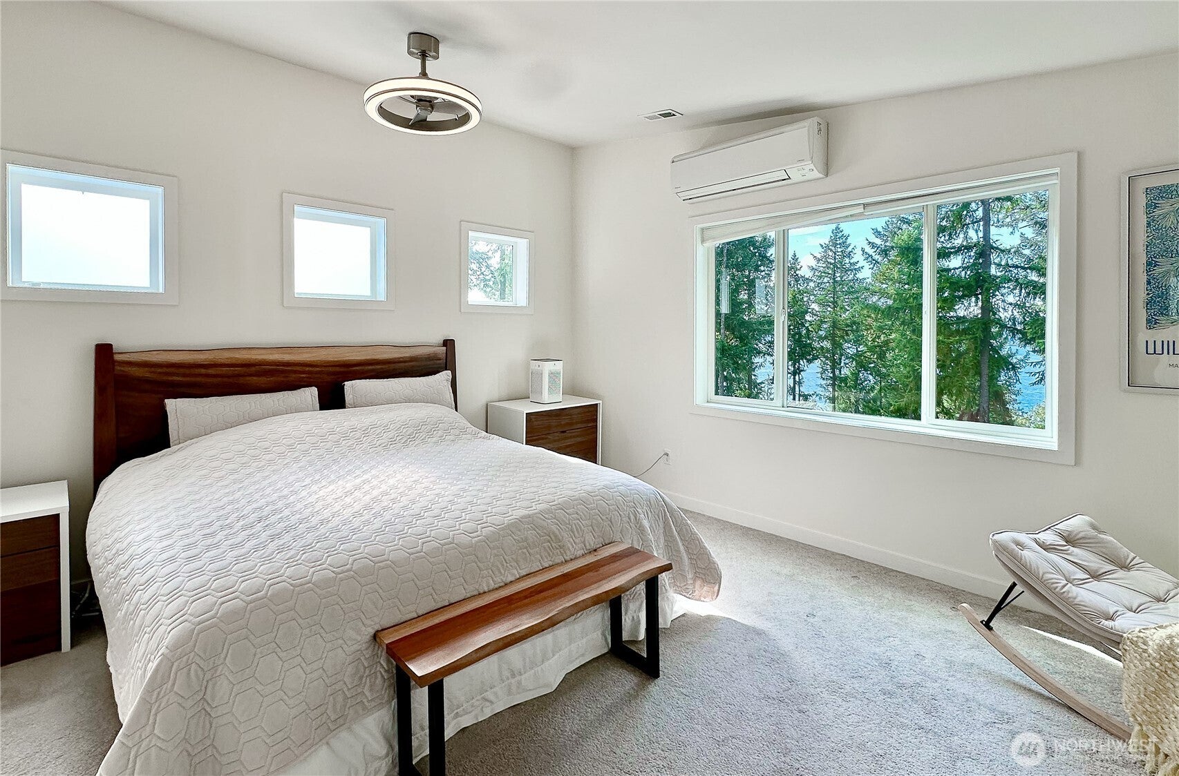 Sammamish, Washington, 98074, United States, 5 Bedrooms Bedrooms, ,4 BathroomsBathrooms,Residential,Active,1953706