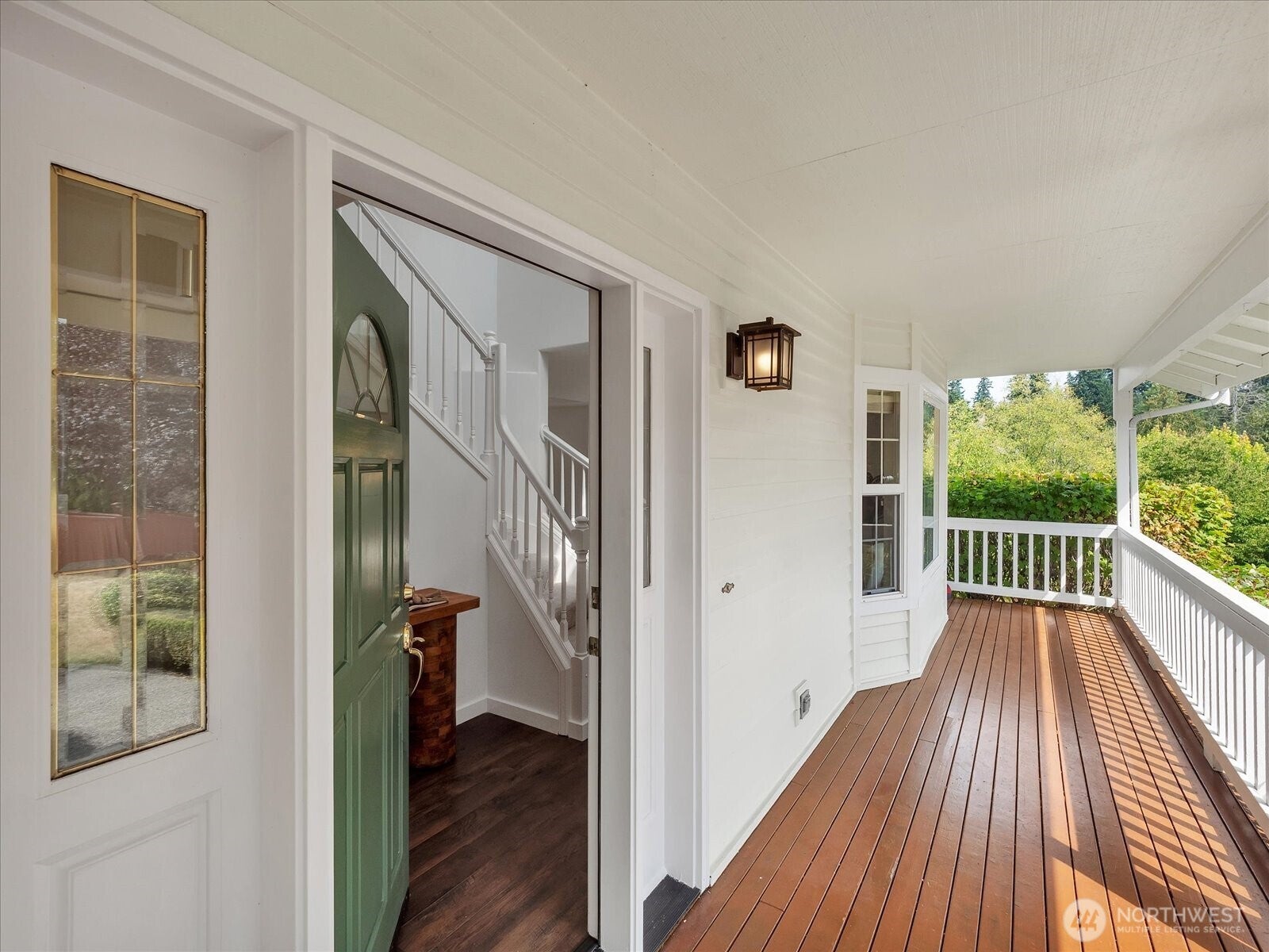 Mukilteo, Washington, 98275, United States, 5 Bedrooms Bedrooms, ,4 BathroomsBathrooms,Residential,Active,1943790