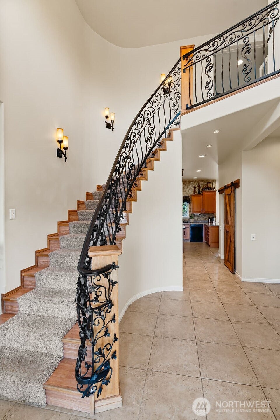 Yakima, Washington, 98901, United States, 4 Bedrooms Bedrooms, ,3 BathroomsBathrooms,Residential,Active,1820832