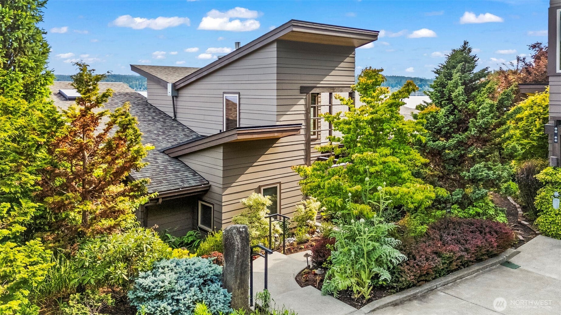 Gig Harbor, Washington, 98335, United States, 3 Bedrooms Bedrooms, ,5 BathroomsBathrooms,Residential,Active,1849190