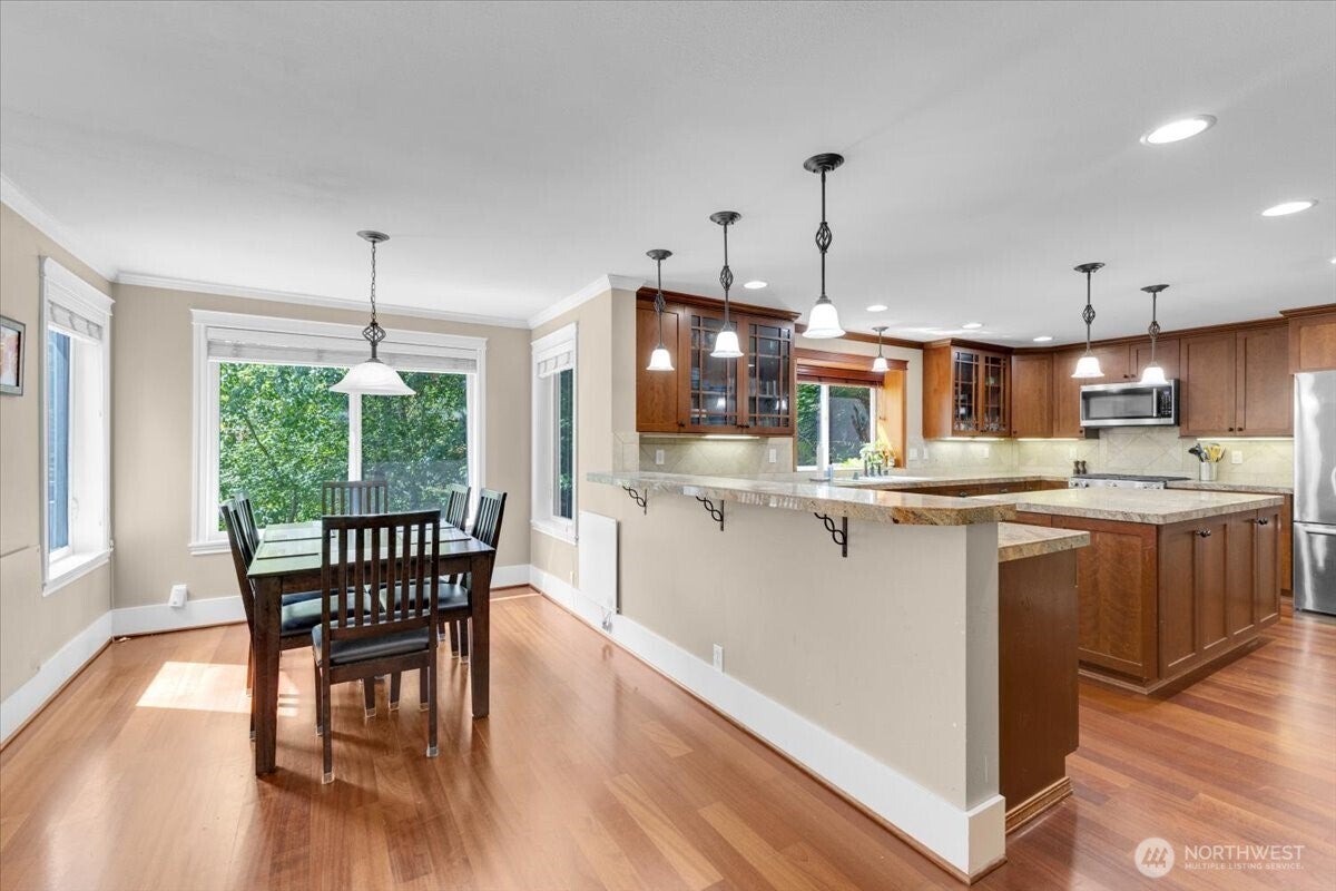 Snohomish, Washington, 98296, United States, 4 Bedrooms Bedrooms, ,4 BathroomsBathrooms,Residential,Active,1914620
