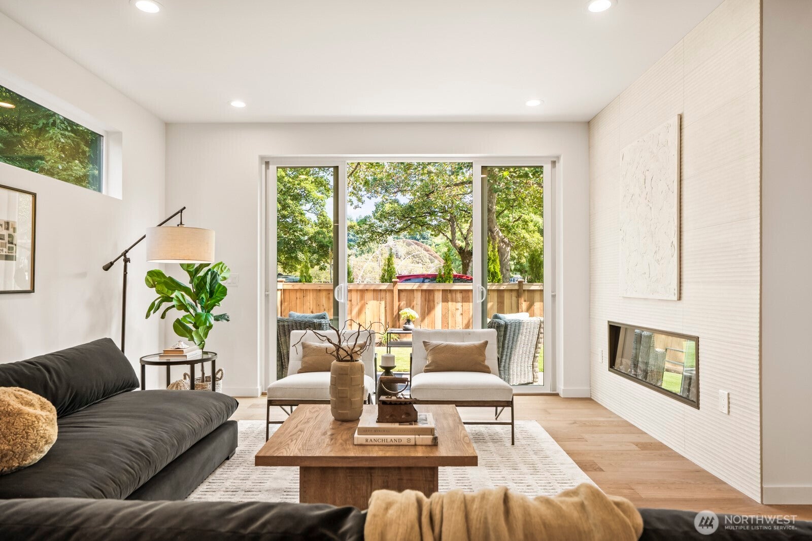 Seattle, Washington, 98116, United States, 4 Bedrooms Bedrooms, ,4 BathroomsBathrooms,Residential,Active,1944091