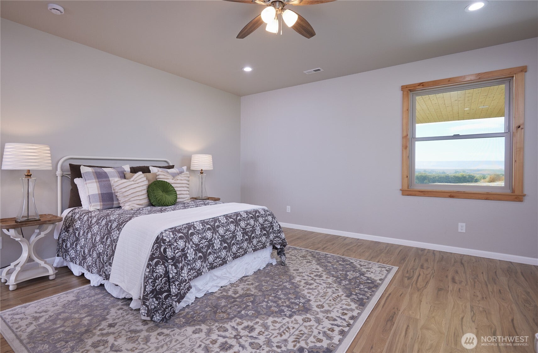 Walla Walla, Washington, 99362, United States, 5 Bedrooms Bedrooms, ,6 BathroomsBathrooms,Residential,Active,1967110