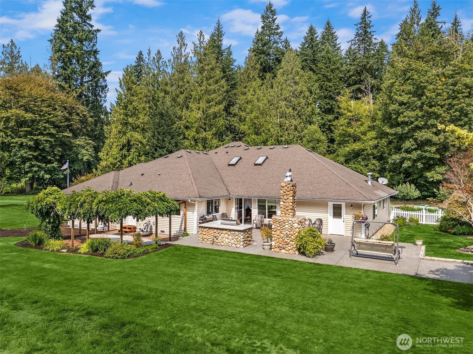 Arlington, Washington, 98223, United States, 4 Bedrooms Bedrooms, ,3 BathroomsBathrooms,Residential,Active,1945246