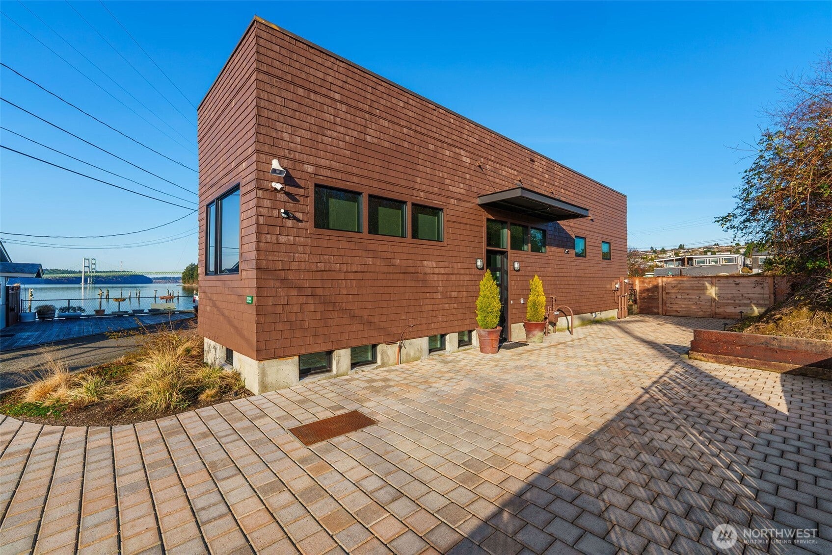 Tacoma, Washington, 98465, United States, 3 Bedrooms Bedrooms, ,4 BathroomsBathrooms,Residential,Active,1844266