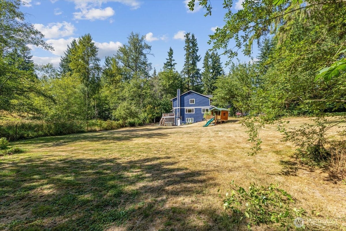 Snohomish, Washington, 98296, United States, 4 Bedrooms Bedrooms, ,4 BathroomsBathrooms,Residential,Active,1914620