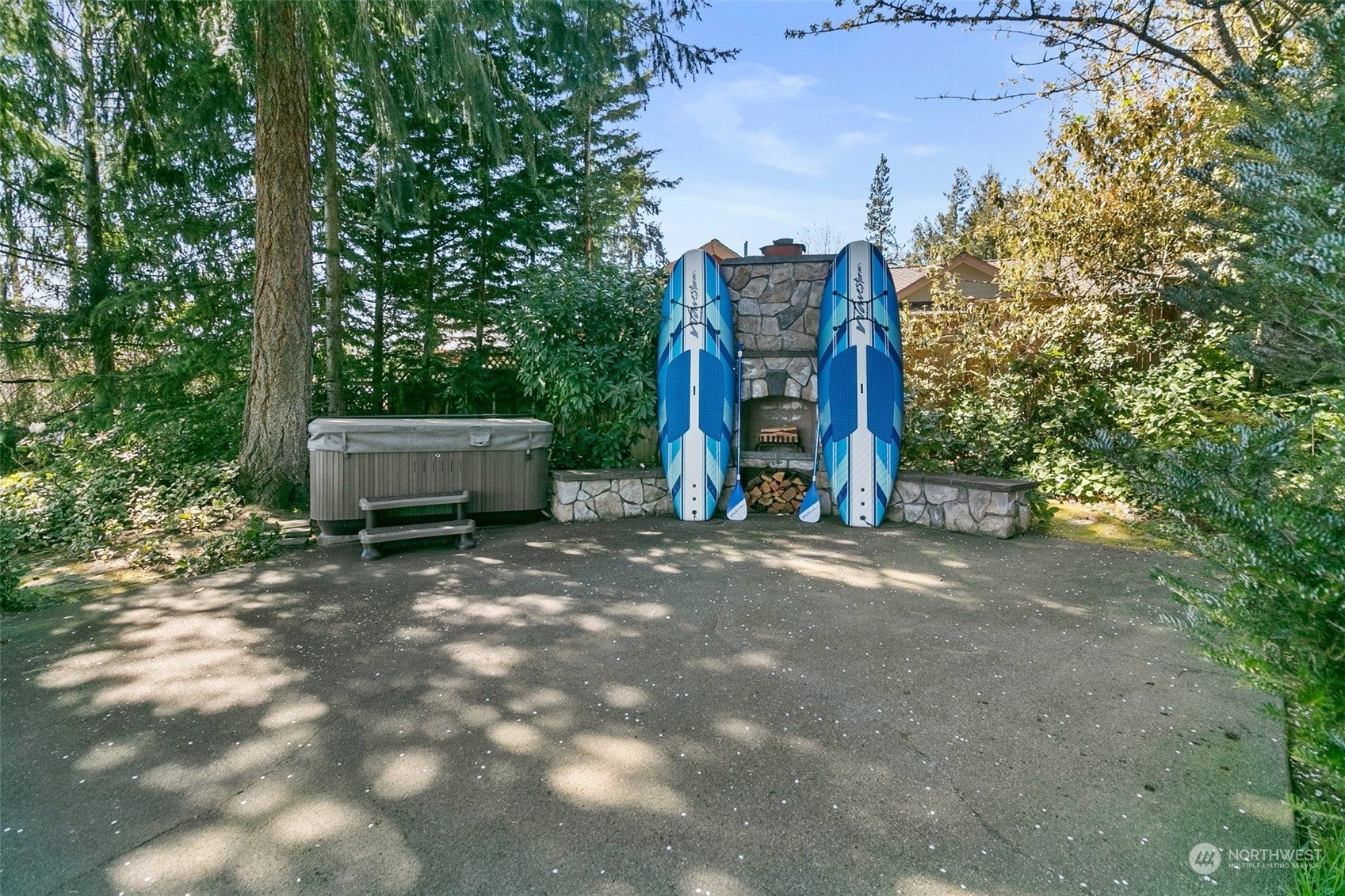 Eatonville, Washington, 98328, United States, 3 Bedrooms Bedrooms, ,4 BathroomsBathrooms,Residential,Pending,1702293