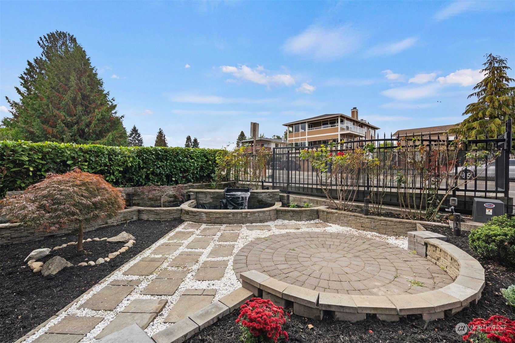 Seattle, Washington, 98178, United States, ,7 BathroomsBathrooms,Residential,Active,1702986