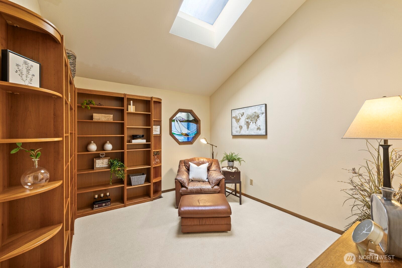 Redmond, Washington, 98052, United States, 4 Bedrooms Bedrooms, ,4 BathroomsBathrooms,Residential,Active,1989771