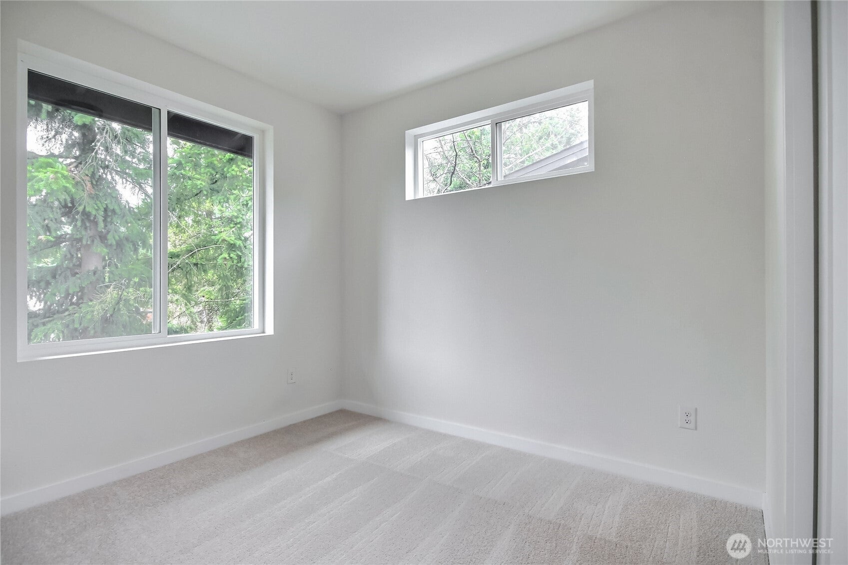 Bellevue, Washington, 98005, United States, 5 Bedrooms Bedrooms, ,4 BathroomsBathrooms,Residential,Active,1914804