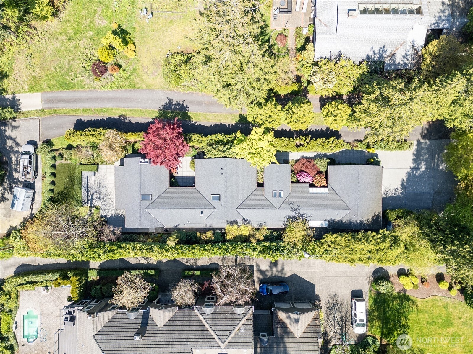 Medina, Washington, 98039, United States, 3 Bedrooms Bedrooms, ,3 BathroomsBathrooms,Residential,Active,1781504