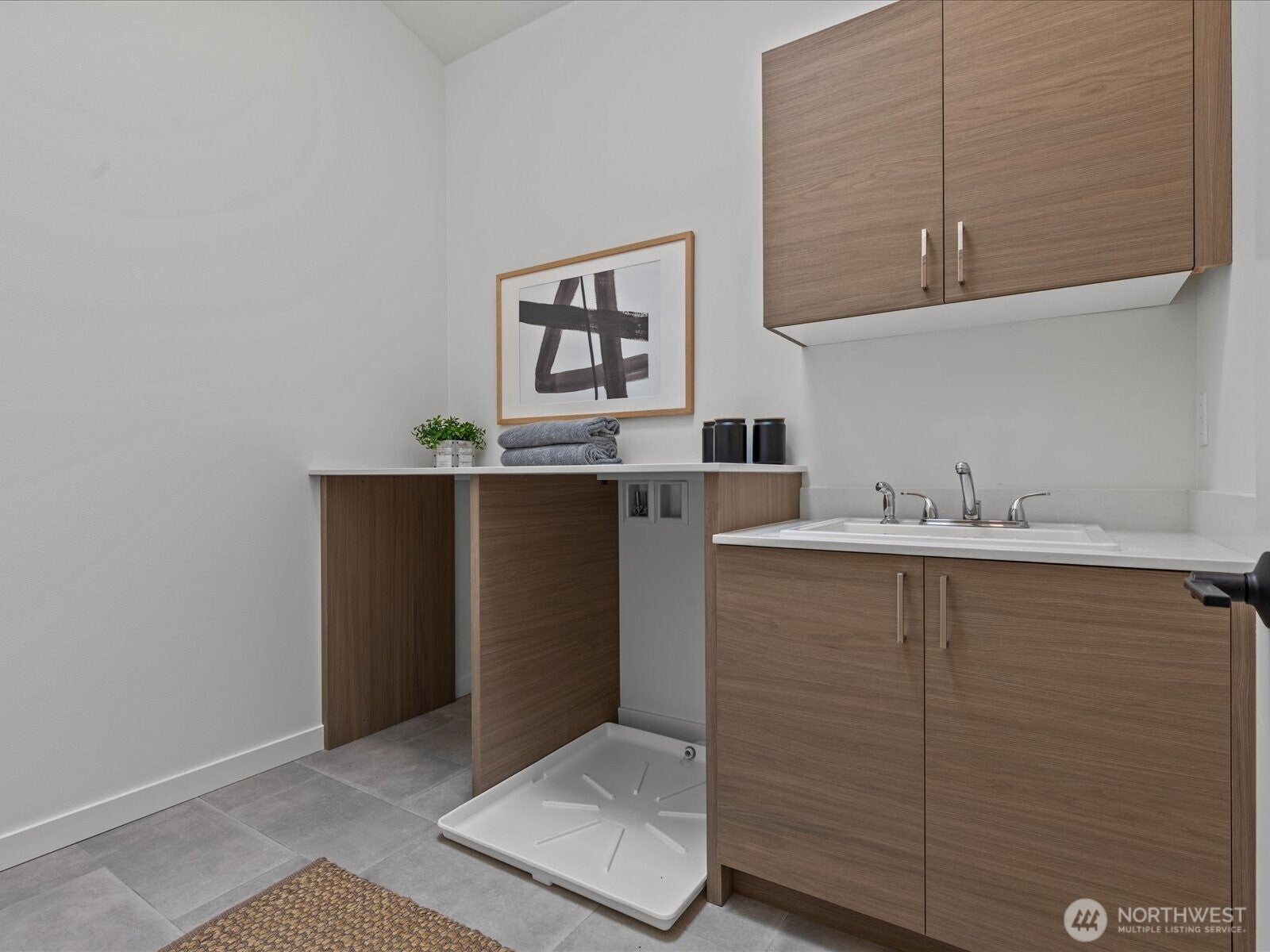 Seattle, Washington, 98117, United States, 4 Bedrooms Bedrooms, ,4 BathroomsBathrooms,Residential,Active,2010168