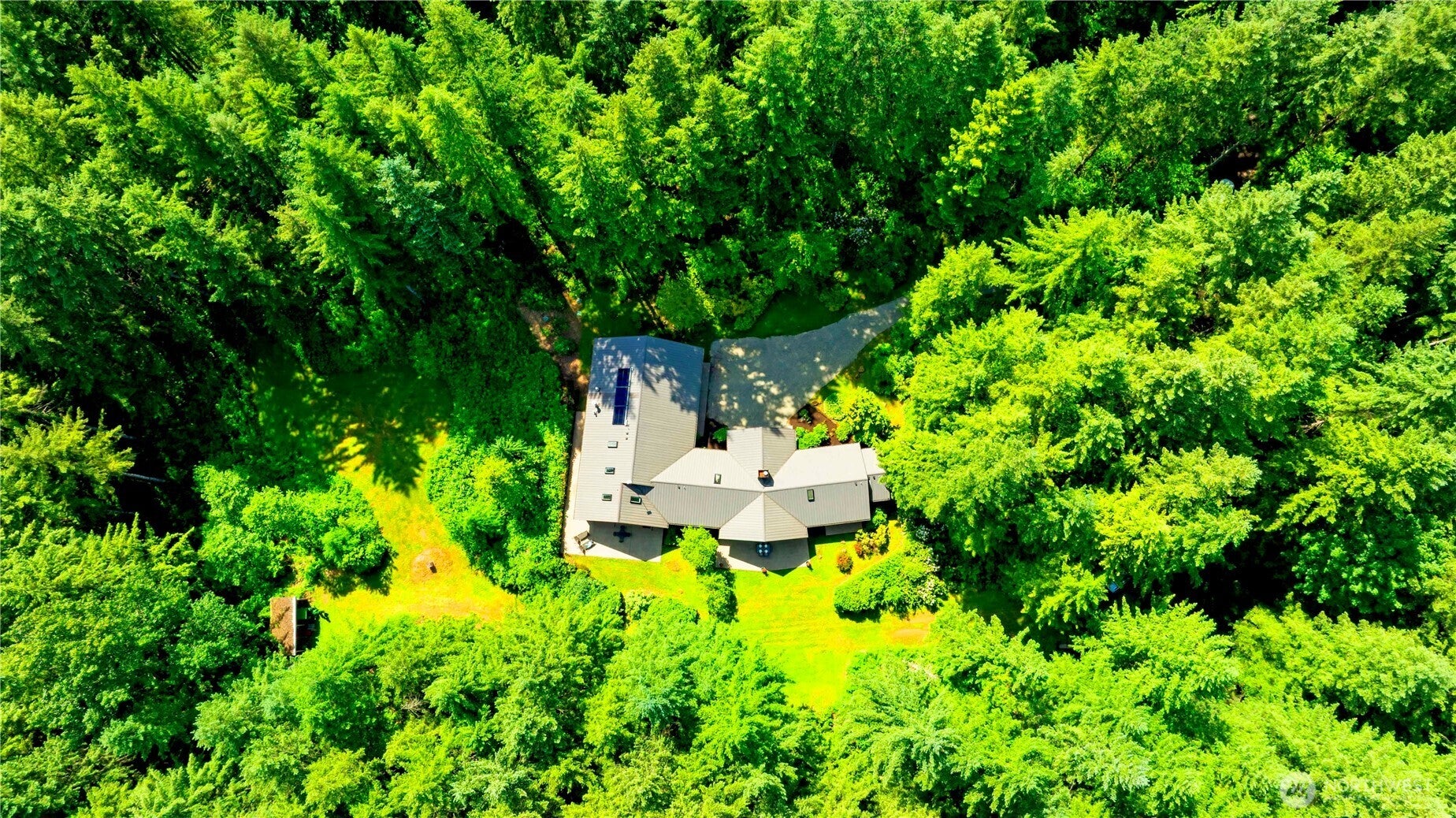 Carnation, Washington, 98014, United States, 3 Bedrooms Bedrooms, ,4 BathroomsBathrooms,Residential,Active,1852686