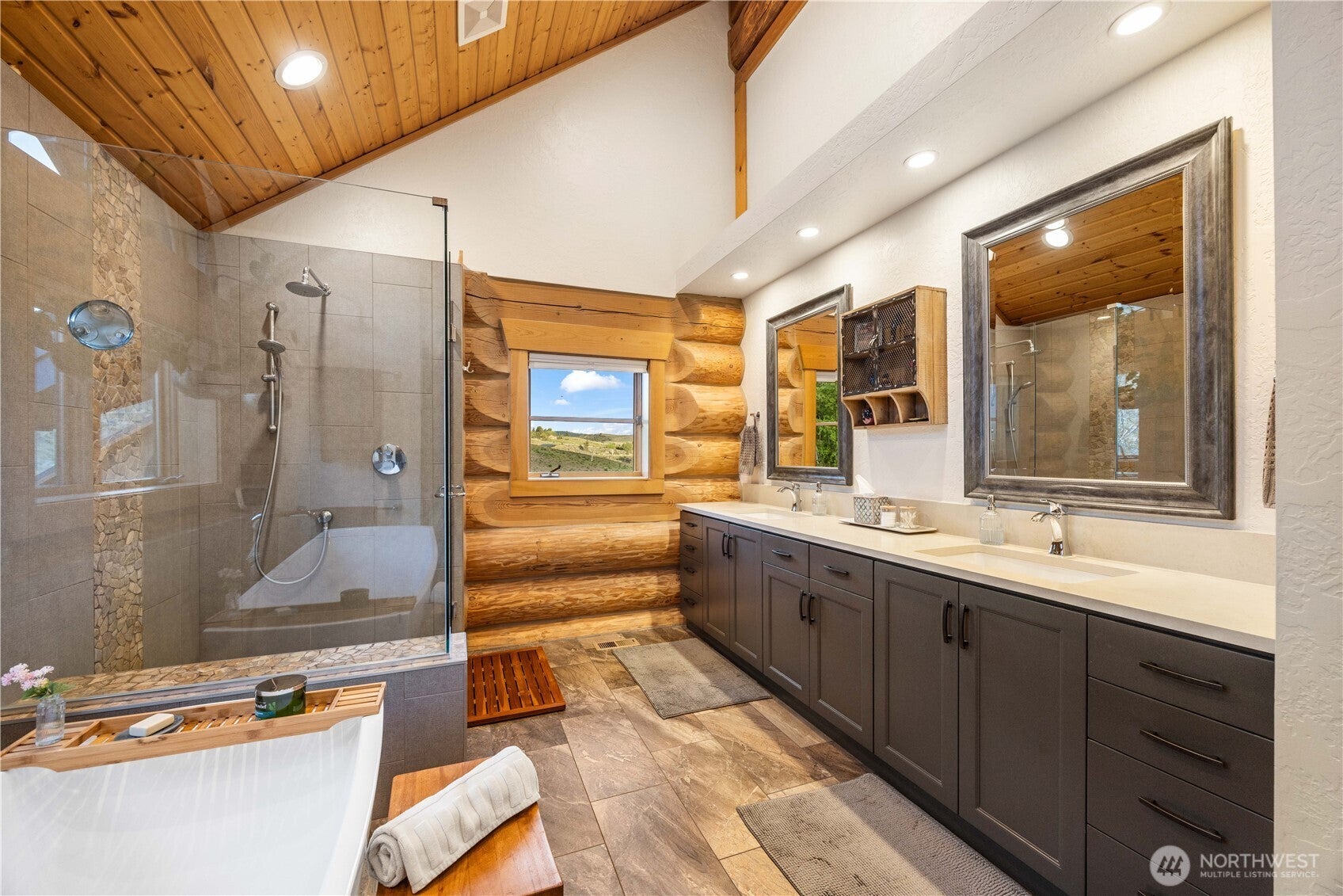 Manson, Washington, 98831, United States, ,7 BathroomsBathrooms,Residential,Active,1788504