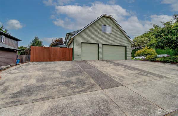 11112 NW 36TH AVE, VANCOUVER, WA 98685, photo 4 of 40