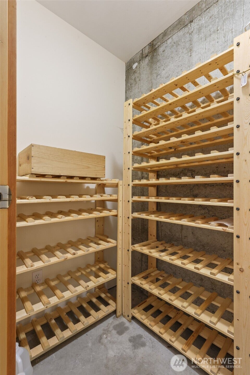 Olympia, Washington, 98506, United States, 3 Bedrooms Bedrooms, ,3 BathroomsBathrooms,Residential,Active,1953406